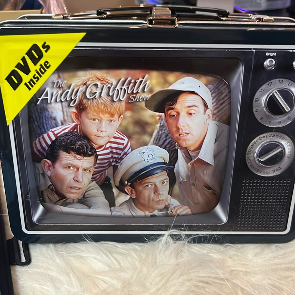 Very RARE & HTF - The ANDY GRIFFITH SHOW - Full Size Metal LUNCHBOX & 2 DVD Set